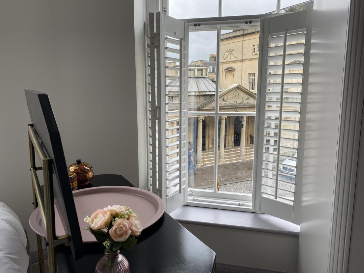 Apartment View, Keys Bath